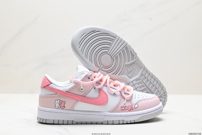 Nike Dunk Shoes